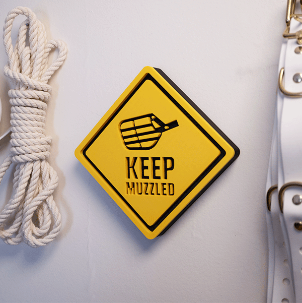 3D yellow hazard signs - Large