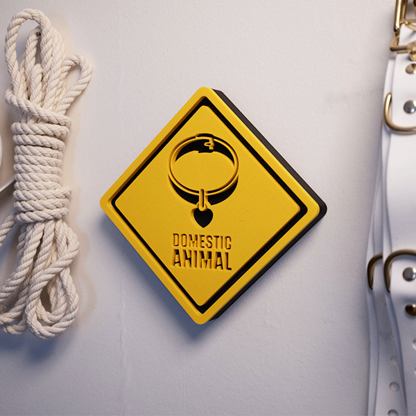 3D yellow hazard signs - Large
