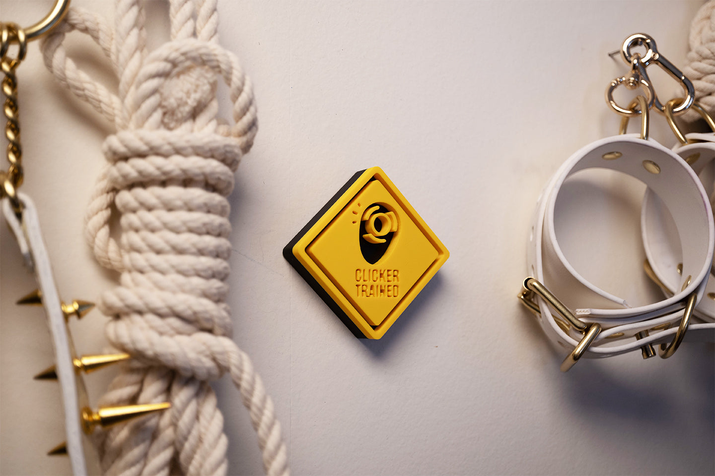 3D yellow hazard signs - Mini